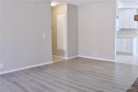 16594 Vine St., Hesperia, California 92345, Stati Uniti