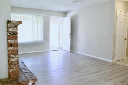 16594 Vine St., Hesperia, California 92345, Stati Uniti