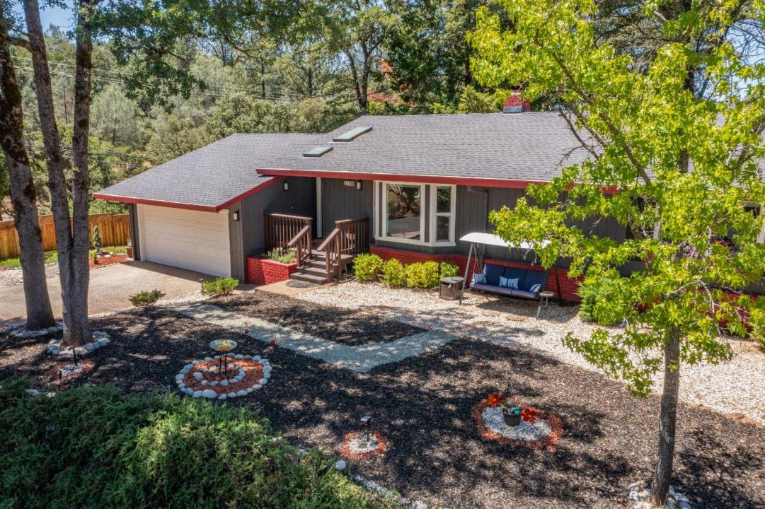 23748 Maple Court, Lake Of The Pines, California 95602