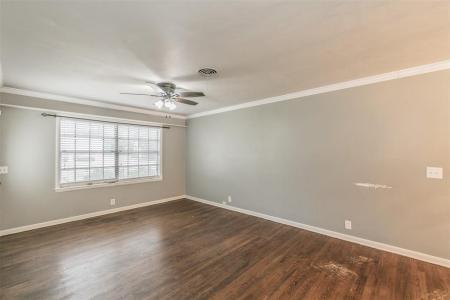 SE 133 Newton DR, Burleson, 텍사스 76028, 미국