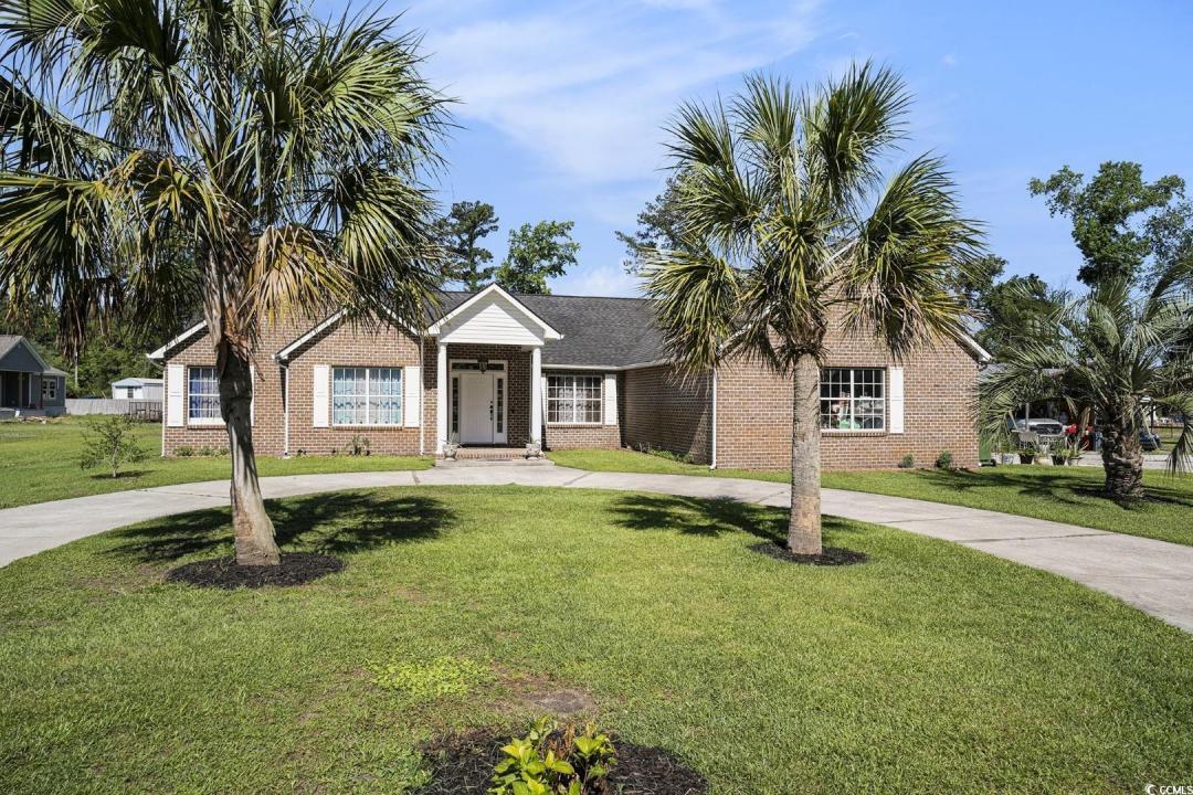 2981 Victor Rd., Longs, South Carolina 29568, USA