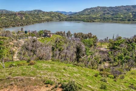 5801 Lake Ridge Drive, Ukiah, Califórnia 95482, Estados Unidos