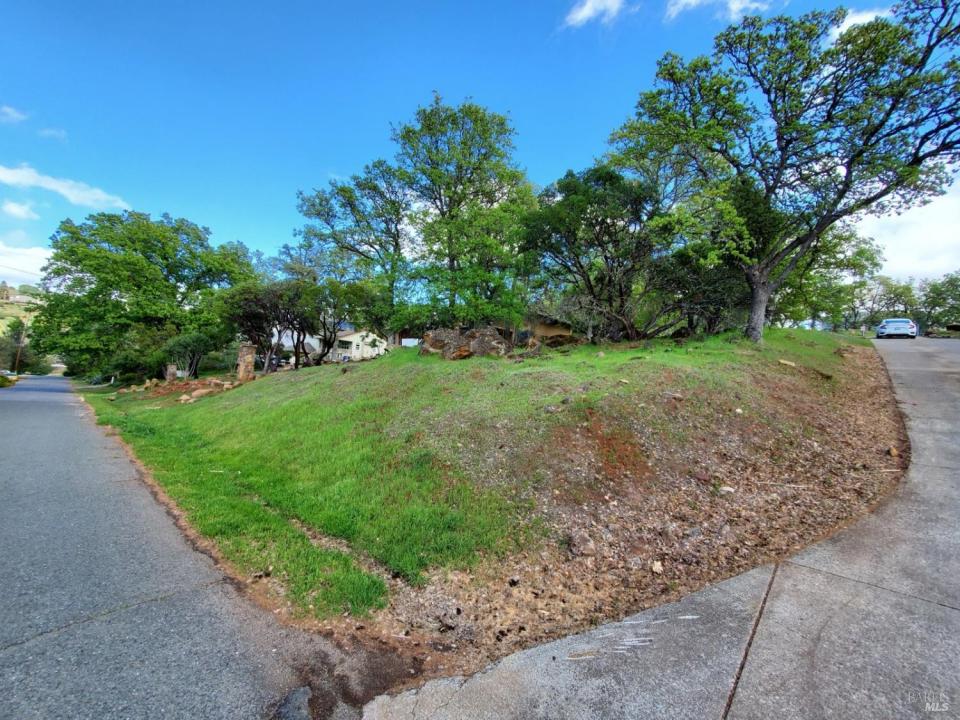 17456 Meadow View Dr., Hidden Valley Lake, 캘리포니아 95467, 미국