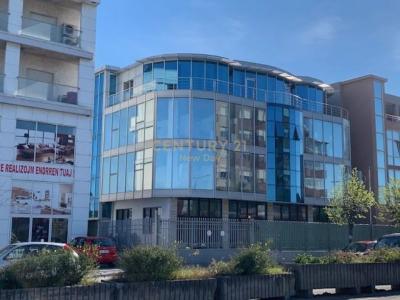 Hyrja e Durrësit, Durrës, Albania