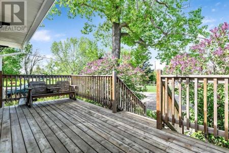 219 ROYALTIES CRESCENT, Longview, Alberta T0L 1H0, Canada