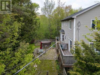 11 MILLVIEW AVENUE, Bedford, Nowa Szkocja B4A 1G8, Kanada