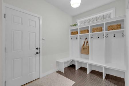 60 THOMPSON CRESCENT, Red Deer, Alberta T4P 0N8, Kanada