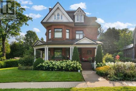 307 MAPLE AVENUE, Pembroke, 安大略省 K8A 1L8, 加拿大