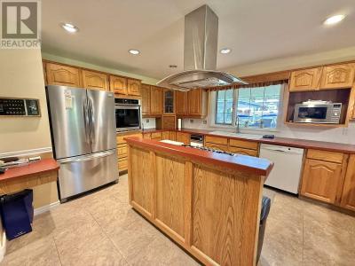 1385 WELLS ROAD, Quesnel, Colombie-Britannique V2J 7H1, Canada