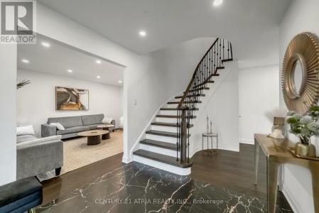 65 WORTHINGTON AVENUE, Richmond Hill (oak Ridges Lake Wilcox), Ontario L4E 2S6, Canada