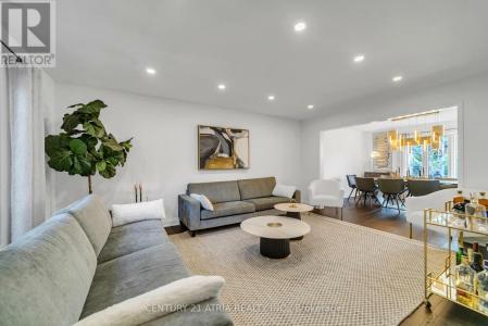 65 WORTHINGTON AVENUE, Richmond Hill (oak Ridges Lake Wilcox), Ontario L4E 2S6, Canada