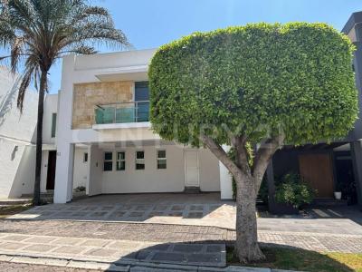 RENTA DE CASA CLUSTER 333 LOMAS DE ANGELOPOLIS .,, San Andrés Cholula, פואבלה 72830, מקסיקו 