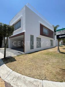 Camino Real a Santa Clara 44,, San Andrés Cholula, Puebla 72820, México