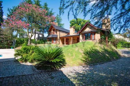 A. Porto s/n, Campana, GBA Norte 00001, Argentina