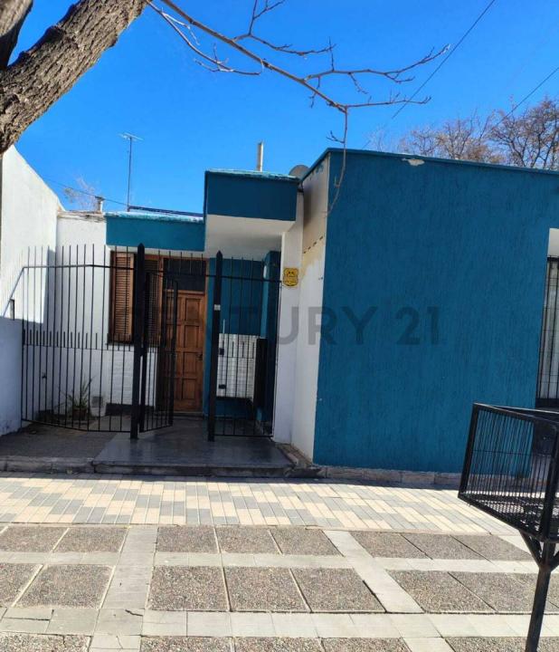 San Juan de Dios 1697, Dorrego, Mendoza 5526, Argentine