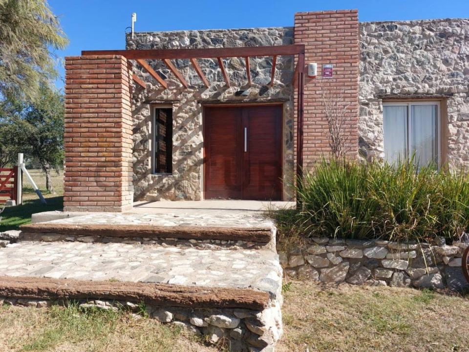 Ruta Provincial N° 5 , Villa Parque Santa Ana, Cordoba 5101, Argentina