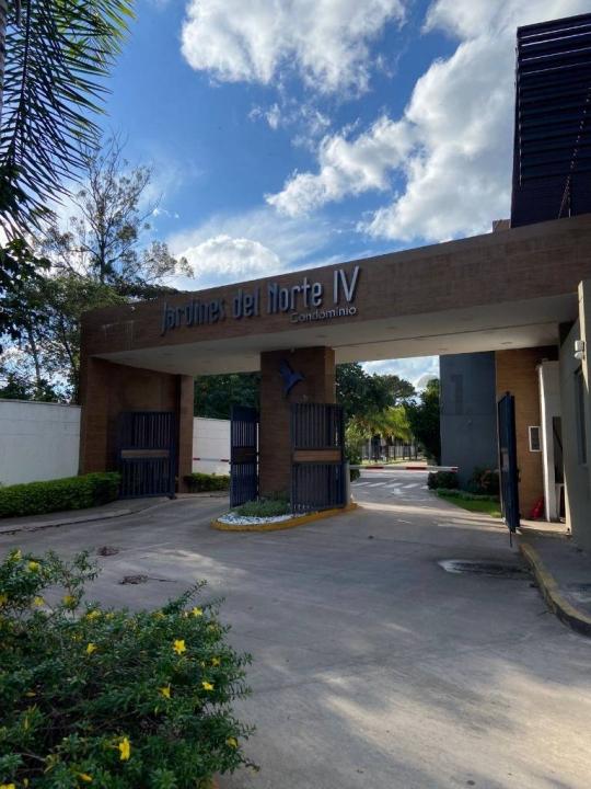 AV. BANZER 8VO ANILLO 1, Norte, Santa Cruz 00001, Bolivien