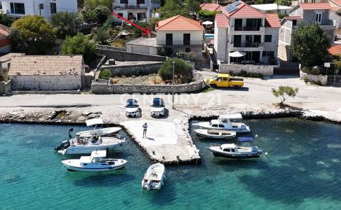Marina, Vinišće, Na Przystań, Splitsko-dalmatinska Županija, Chorwacja