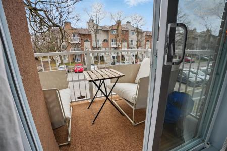 409 Boul. St-Raymond, Gatineau (Hull), 퀘벡주 J9A 1X3, 캐나다