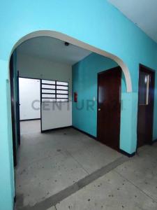 Calle Cedeño con Av. Libertad Edificio José Gregorio Hernández, Barinas, Barinas 5201, Venezuela