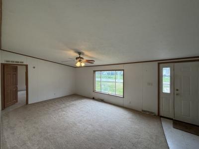 18 Lincoln St, Lawndale, Illinois 61751