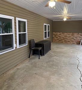 2124 Lakeview Drive, Washington, Indiana 47501