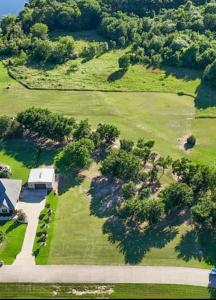 1409 Shadow Lakes Drive, Wills Point, Texas 75169