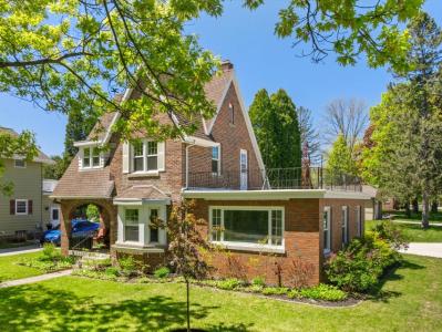 605 E. Riverside Dr., Kohler, Wisconsin 53044
