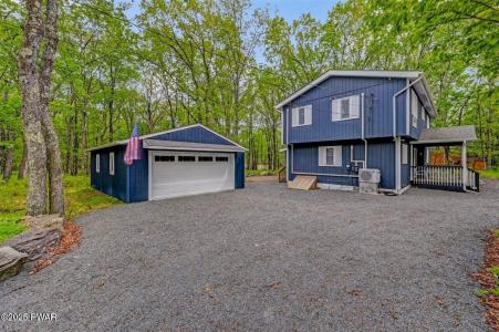 115 Jackson Drive, Hawley, Pennsylvania 18428, USA