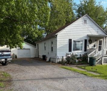 1505 W Chestnut St, Marion, Illinois 62959