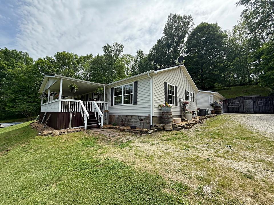 2368 Reinhart Road, Loogootee, 印第安纳州 47553, 美国