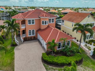 920 Symphony Isles Blvd, Apollo Beach, Florida 33572