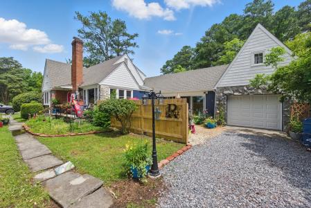 290 Circle Drive, Port Haywood, Virginia 23138-2112