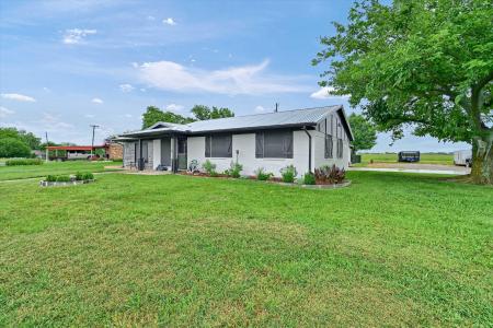 915 S. Western Hills, Howe, Texas 75459