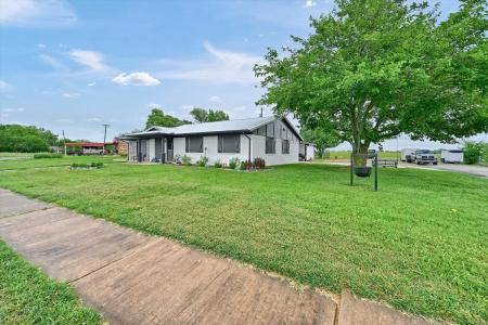 915 S. Western Hills, Howe, Texas 75459
