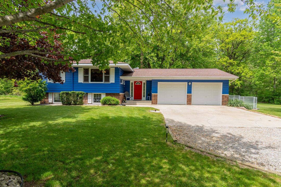 1825 E Chippewa River, Midland, Michigan 48640, Estados Unidos