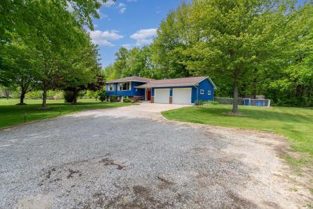 1825 E Chippewa River, Midland, Michigan 48640, Estados Unidos