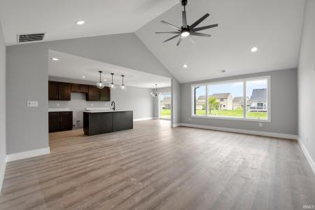 1308 Marsh Deer Run, Huntertown, Indiana 46748, Stati Uniti