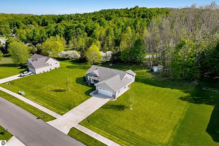 9308 E Summerfield Drive, Traverse City, Michigan 49684, États-Unis