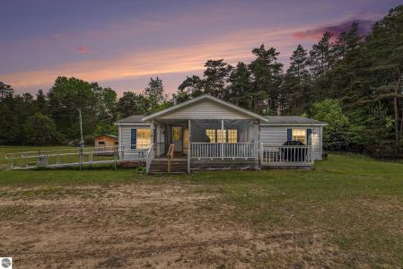 8890 W Cutcheon Road, Manton, Michigan 49663, USA
