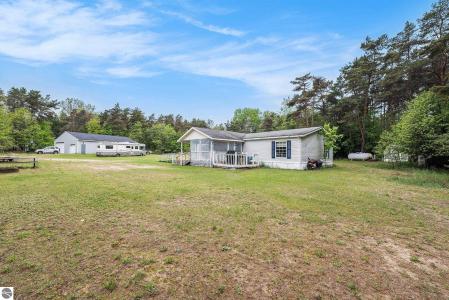 8890 W Cutcheon Road, Manton, ミシガン 49663, アメリカ合衆国
