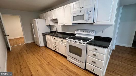 12606 Stratford Garden Drive, Silver Spring, Maryland 20904