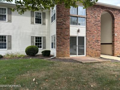 8-1 Seattle Court, Freehold, New Jersey 07728, USA