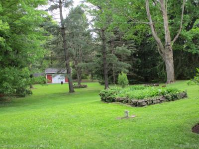 3155 Mason Road, Howell, Michigan 48843, USA