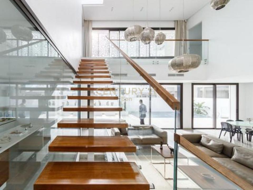 Vila e Zogut, Durrës, Albania