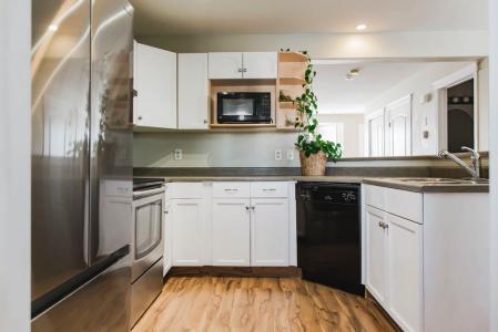 3 PINNACLE BOULEVARD, Grande Prairie, Alberta T8W 2X7, Canada