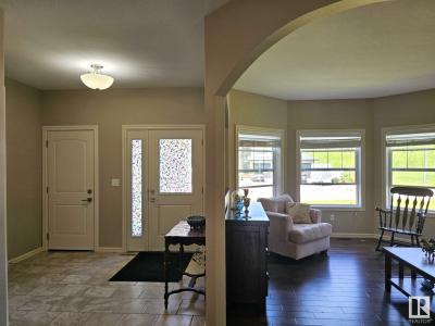 9 FRASER DRIVE, Breton, Alberta T0C 0P0, Canada