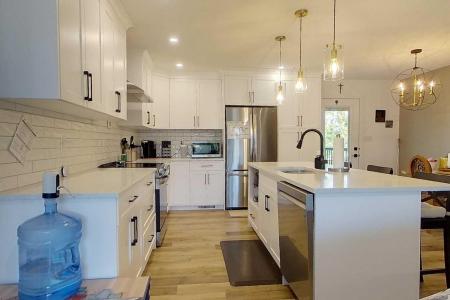 908 7 AVENUE SE, Slave Lake, Alberta T0G 2A3, Canada