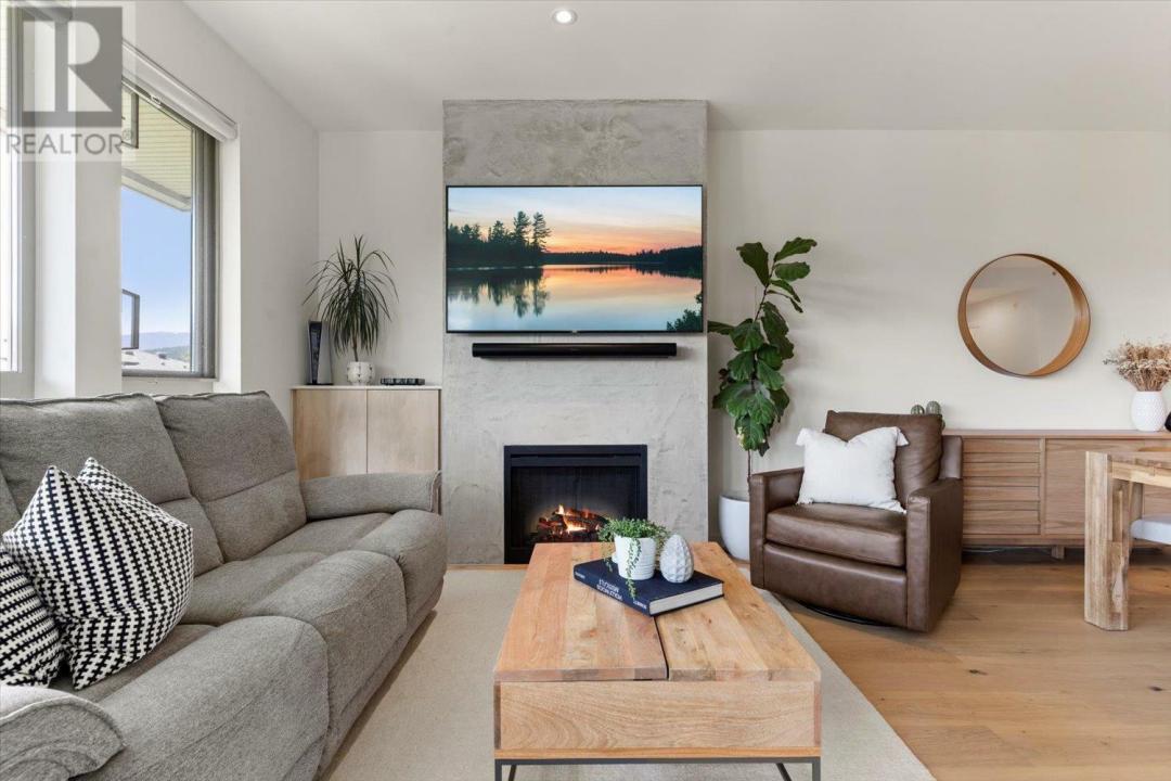 801 KLAHANIE DRIVE, Port Moody, Britisch-Kolumbien V3H 5K4, Kanada
