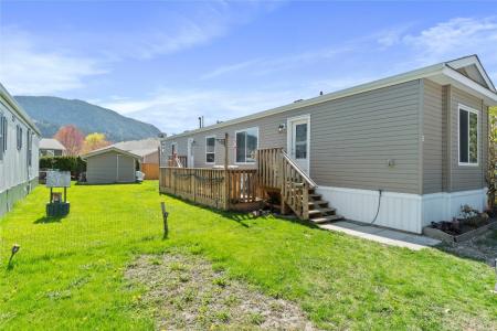 504 PINE STREET, Chase, קולומביה הבריטית V0E 1M0, קנדה 